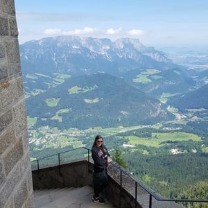 Meet your Posher, Claire